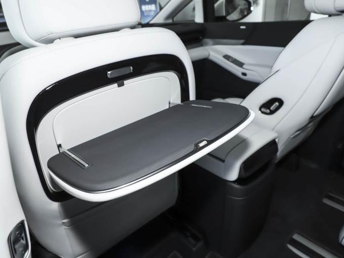 Individuell angepasste Intelligente Technologie Erwachsene persönliche 5 Türen 7 Sitz Xpeng X9 MPV 650Km EV Auto 10