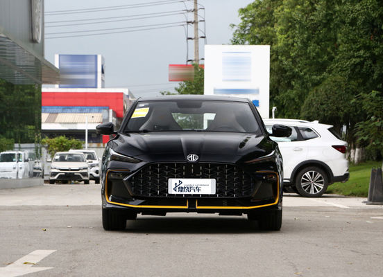 Hatchback kompakter und stilvoller Elektro MG Car MG6 Außendesign zurückhaltend Konnotation Limousine