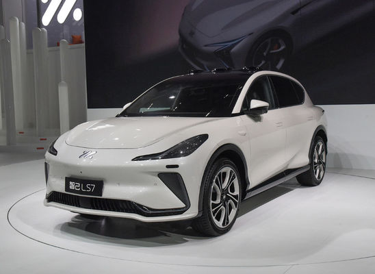 Hochwertiges Automobil IM Elektroauto IM LS7 250Kw 340Ps Individuelles Elektroauto
