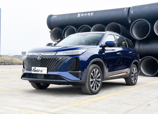 Automobil Flaggschiff SUV Chang An EV Changan CS 75 Plus Benzinfahrzeug