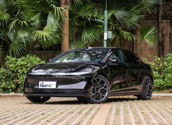 Komfortable Zeekr 007 Elektrofahrzeug 310Kw 870Km 422Ps 440Nm 5 Türen Limousine Neues Auto