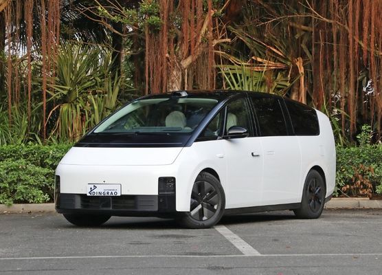 Lixiang Mega Elektrofahrzeug Schnellschiff Smart Sport Automotive Motor Power EV Auto