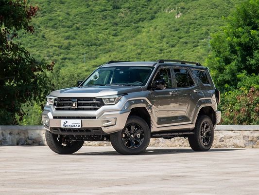 Anpassbarer 5-Sitzer 2.0T Tank 400 SUV Benzin EV Benzin-Brennstoff-Auto mit ternären Lithiumbatterie